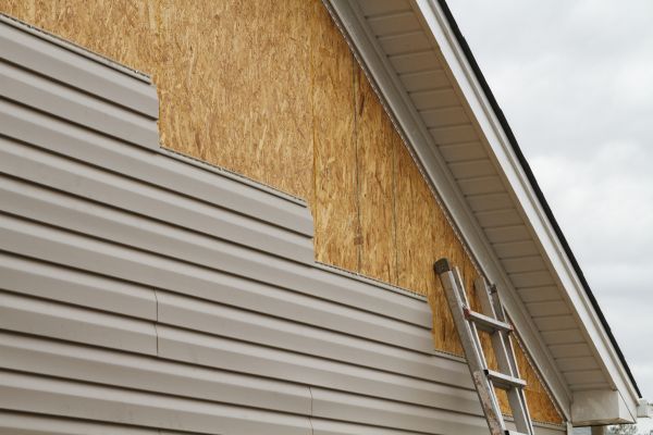 Loose Siding Replacement in Gulfport